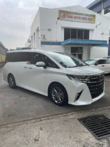 Toyota Alphard Z 2023 With HUD & Auto Parking (White) – 0742